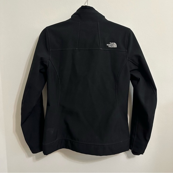 The North Face Outerwear Shell Jacket Fully Lined Size Small - Picture 2 of 8
